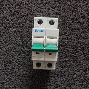 Contacteur Eaton DILM65022RA250 AC, pièces détachées industrielles, montage sur rail DIN - Product Image 1