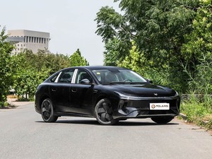 2026 460 PLUS BAIC ARCFOX Beta T1 Berline intermédiaire Purement Électrique Neuf ou d'occasion disponible - Product Image 1