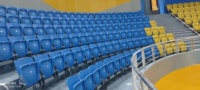 Siège pliant VIP en plastique moulé par injection PP pour stade de football, fixation sur rail ZS-QF01-L