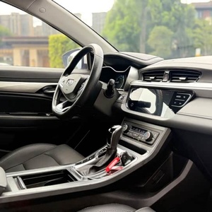 Geely Emgrand 1.5L CVT Édition Luxe 2020 |   Volant <span class=keywords><strong>à</strong></span> gauche |   Sans accident |   Berline <span class=keywords><strong>d</strong></span>'<span class=keywords><strong>occasion</strong></span> fiable |   Prêt pour l'exportation mondiale - Product Image 4