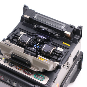 Máquina de Fusión de Fibra Óptica Fujikura FSM-61S de un Solo Núcleo con Pantalla, Fabricada en Japón - Product Image 5