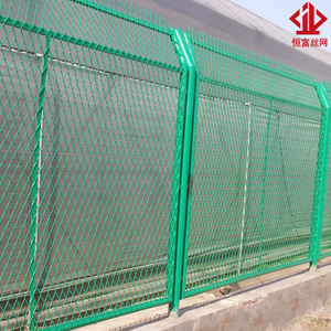 Malla de Alambre de Diamante Hengfu, Acero Galvanizado, Verde, para Barandas de Carreteras y Redes de Aislamiento - Product Image 4