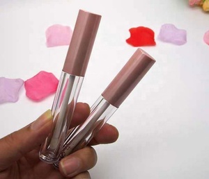Envase de Plástico Personalizado para Brillo Labial con Pincel, Tubo Cosmético Vacío para Brillo Labial - Product Image 2