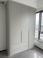 Armario Moderno Minimalista Gris con Cajones y Almacenamiento, Armario de MDF para Dormitorio, Personalizado