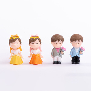 Muñecos de Pareja de Dibujos Animados, Mini Figuras, Decoraciones para Pastel de Boda, Material PVC D1331 - Product Image 1