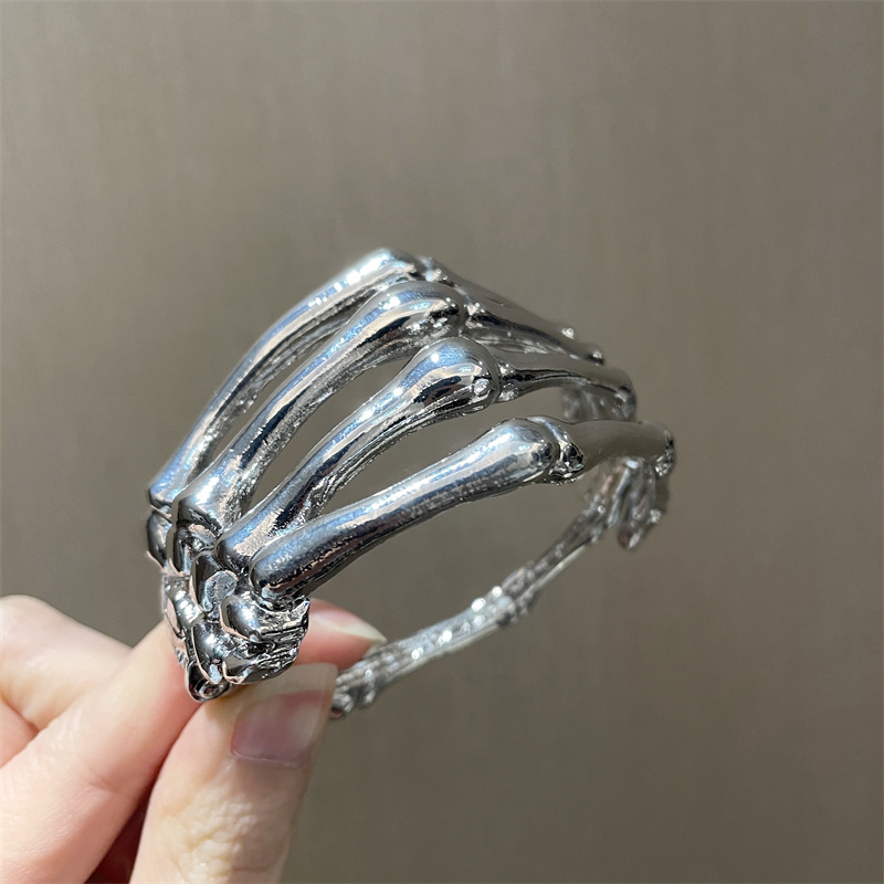 bracelet ghost