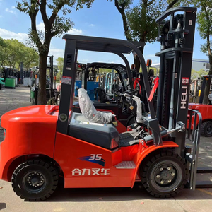 Carretilla Elevadora Diésel Usada Shanghai Heli de 5 Toneladas, Bajo Precio, Mini, de Combustión Interna, 4.5m, 3 Mástiles, AWD, Todoterreno, Hidráulica Lateral - Product Image 1