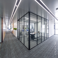 Cloison de bureau moderne modulaire insonorisée en aluminium avec vitrage simple ou double transparent