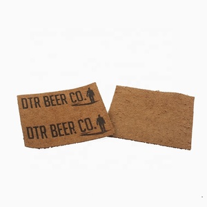 Etiquetas de parches de gamuza personalizadas para coser a precio de fábrica con logotipo de <span class=keywords><strong>moda</strong></span> grabado para bolsos y vaqueros - Product Image 6