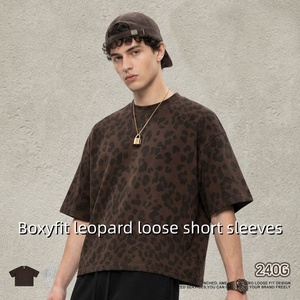 Fabricant de T-shirts pour hommes en tissu lourd respirant à séchage rapide, mélange coton-polyester 240 g/m², haute qualité, vente en gros - Product Image 1