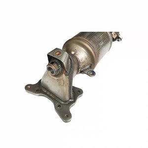 18150-R40-H00 Convertitore Catalitico a Tre Vie TWC di Scarto per <span class=keywords><strong>Honda</strong></span> <span class=keywords><strong>Accord</strong></span> <span class=keywords><strong>2.4</strong></span> Odyssey - Product Image 3