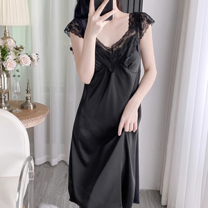 Camisón largo de seda helada para mujer con cuello en V y tirantes finos de encaje, ropa de dormir para el hogar, verano 2025 - Product Image 2