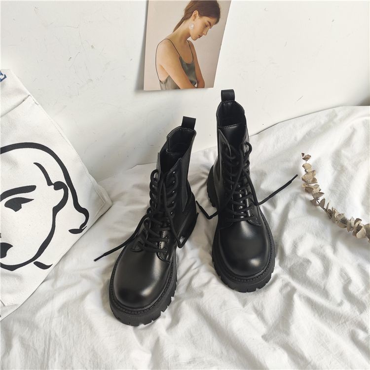 สีดำเดี่ยว