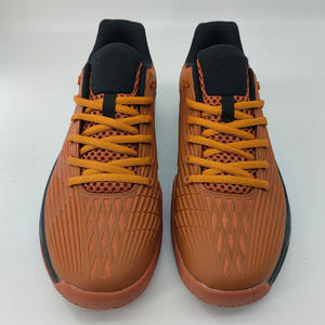 Chaussures de tennis décontractées d'intérieur professionnelles personnalisées, respirantes et confortables pour les sports d'été et de printemps, design tendance et nouveau - Product Image 4