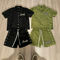 Ensemble 2 pièces homme : chemise à manches courtes et short en nylon à boutons-pression, noir et olive, été, personnalisable, vente en gros