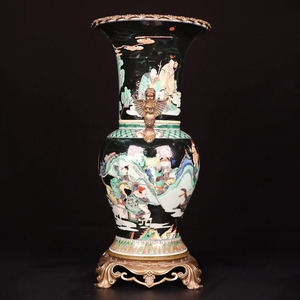 La collezione di vasi in porcellana antica di fascia alta Jingdezhen è stata venduta all'asta con ornamenti vascolari in ceramica antichi del palazzo - Product Image 3