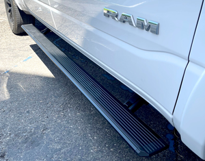 Pijakan Samping Elektrik dari Paduan Aluminium untuk Ford F150 Dodge Ram1500 Chevrolet Silverado untuk Tacoma HILUX BT-50 - Product Image 1