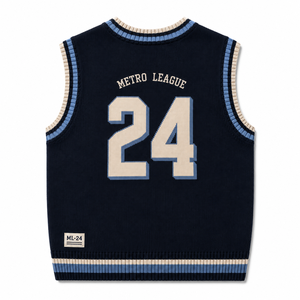 Maillot de basket rétro sans manches style universitaire en tricot - Product Image 3
