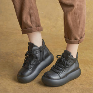 Chaussures de sport en cuir de vachette faites à la main, style britannique, automne-hiver, nouvelle collection, semelle souple, bottines rétro pour femmes - Product Image 3