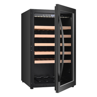 Meilleure vente avec étagères amovibles, ventilateur de refroidissement, refroidisseur de vin, porte en plastique SS/noir, compresseur en bois de hêtre, réfrigérateur 113