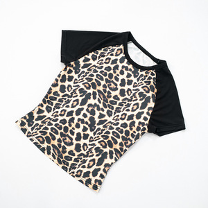 <span class=keywords><strong>Conjunto</strong></span> Deportivo de Verano 2026 para <span class=keywords><strong>Mujer</strong></span>, Camiseta de Manga Corta y Pantalones Cortos con Cintura Elástica, Diseño de Contraste de Color, 2 Piezas - Product Image 5