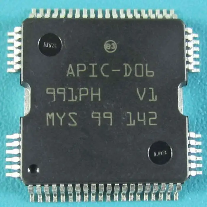 APICD06 otomotif Chip IC APIC-D06, HQFP-64 otomotif