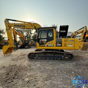 รถขุดไฮดรอลิกแบบตีนตะขาบ Komatsu PC220-8N1 มือสอง น้ำหนัก 22 ตัน ใช้งานน้อย พร้อมปั๊ม แบริ่ง เครื่องยนต์ มอเตอร์ ได้รับการรับรอง เหมาะสำหรับงานดิน - Product Image 1