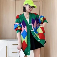 Haut souple pour femmes 2025 nouveau Cardigan à col rond avec motif à carreaux et bloc de couleur chaud lanterne manches broderie décoration