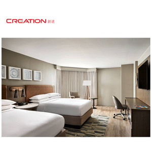 CREATION Meubles de chambre d'hôtel Marriott 5 étoiles Ensemble de lit double en placage de noyer Têtes de lit en cuir vintage avec lampes en bronze antique - Product Image 1