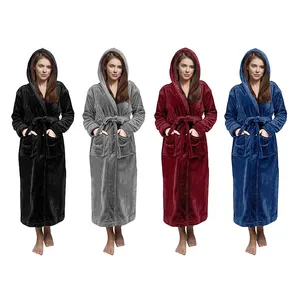 Fabriek Vrouwen Aangepaste Logo Koraal Fleece Pluche Lange Spa Badjas Set 100% Polyester Zachte Fleece Badjas