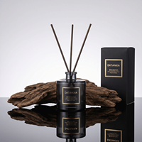 Nouvelle Arrivée Bouteille d'aromathérapie en verre écologique sans flamme 50ml 100ml 120ml 150ml 200ml Diffuseur à bâtonnets Couleur et logo personnalisables