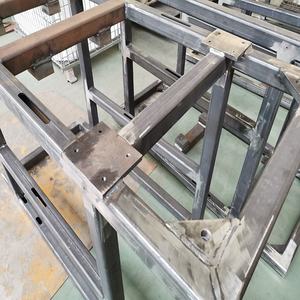 OEM 铁金属框架方管板金加工 - Product Image 1