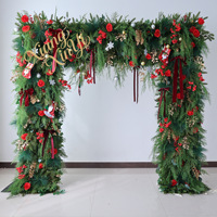Arche de Noël artificielle style forêt en plastique avec aiguilles de pin 5D et fleurs pour la décoration de Noël