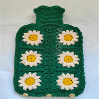 Design de mode fait à la main Crochet marguerite thermique couverture de bouteille doux amovible couverture pull pour femmes enfants hommes 2L seulement couverture sac