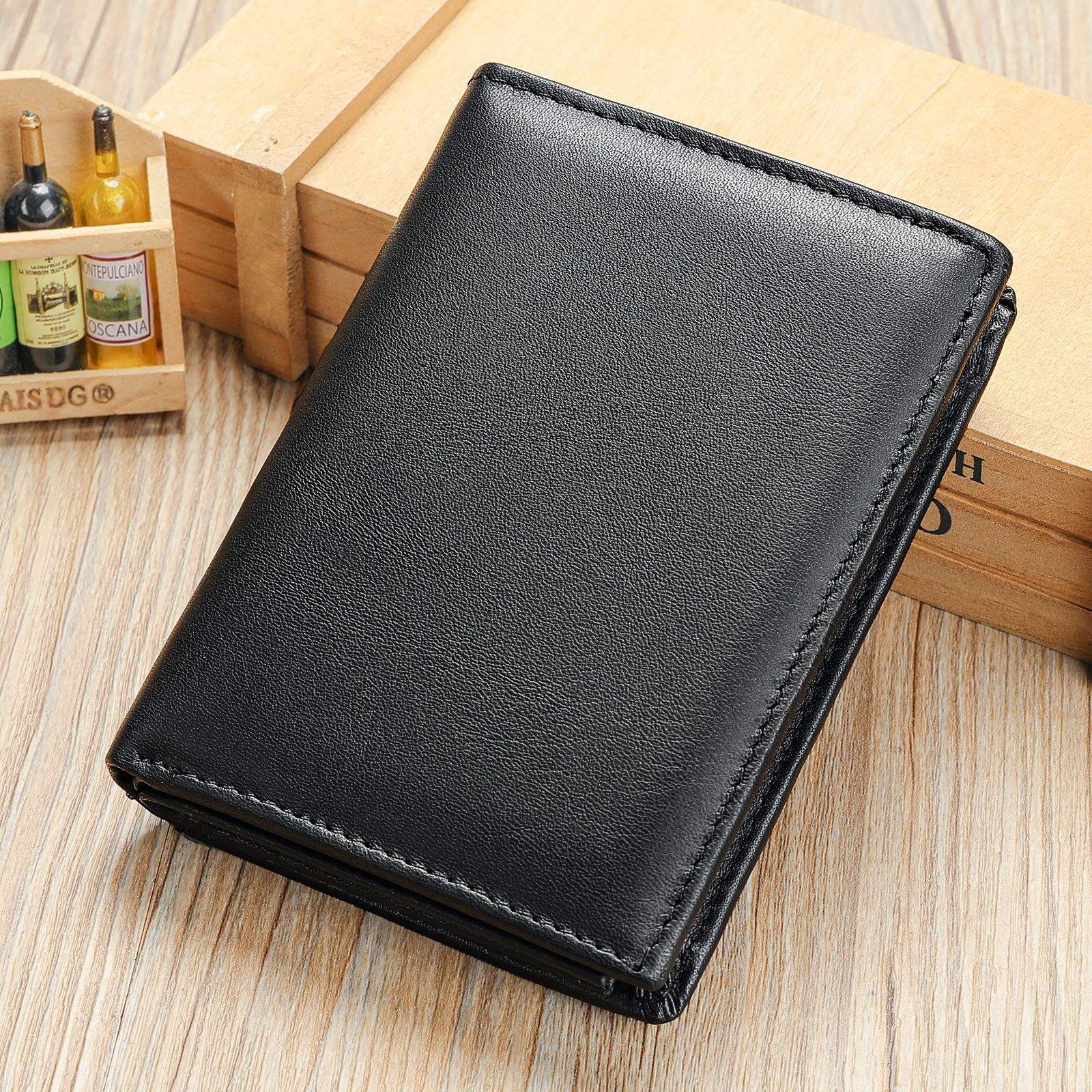 สีดำล้วน