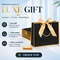 Tas Hadiah Pengiring Pengantin Hitam Elegan Ukuran Sedang dengan Pegangan Pita Busur Pembungkus Kertas Kokoh untuk Wanita Pesta Pernikahan.
