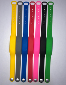 Pulsera Inteligente de Silicona Personalizada a Prueba de Agua de 13.56mhz <span class=keywords><strong>con</strong></span> <span class=keywords><strong>NFC</strong></span> Programable, Pulsera RFID de Goma para Pagos sin Contacto - Product Image 5