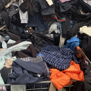 Venta al por mayor <span class=keywords><strong>de</strong></span> <span class=keywords><strong>ropa</strong></span> <span class=keywords><strong>de</strong></span> <span class=keywords><strong>marca</strong></span> <span class=keywords><strong>de</strong></span> lujo usada, abrigos <span class=keywords><strong>de</strong></span> diseñador y - Product Image 1