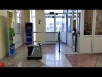 Robot Pembersih Cerdas MiCity Q3-G Navigasi Otomatis Tangki Air 50L Mesin Sapu Gosok Vakum untuk Pabrik
