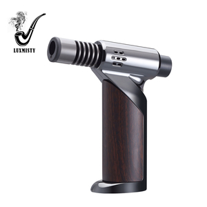 Venta al por mayor de llama butano antorcha cigarro encendedor de gas logotipo personalizado - Product Image 1