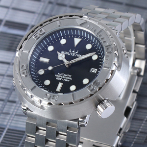 นาฬิกา MINUTETIME รุ่น NH35 สำหรับผู้ชาย ตัวเรือนสแตนเลสสตีล พร้อมโลโก้สั่งทำพิเศษ  หน้าปัดเรืองแสง ระบบอัตโนมัติ กันน้ำได้ลึก 30 บาร์/300 เมตร เหมาะสำหรับดำน้ำ - Product Image 4