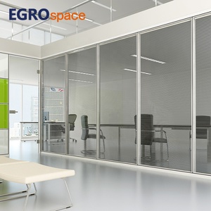 EGROspace <span class=keywords><strong>cloison</strong></span> insonorisée pour salle de travail <span class=keywords><strong>cloison</strong></span> murale <span class=keywords><strong>transparente</strong></span> en verre système intérieur en aluminium <span class=keywords><strong>cloison</strong></span> de bureau modulaire en verre - Product Image 2