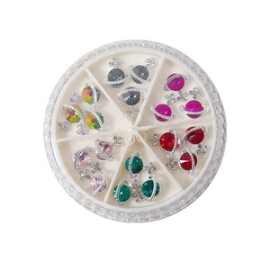 Qianya 18 unid/caja personalizado Kawaii uñas encantos de diamantes de imitación <span class=keywords><strong>diamante</strong></span> DIY Planeta de aleación de Arte de uñas encantos de joyería de circón de uñas de arte - Product Image 6