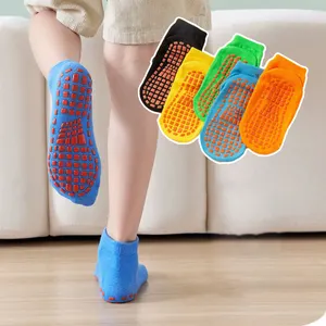 Disposable Non Slip Sport Silicone Grip Socks Anti Slip Jump Trampoline Socks Playground Anti Slip Trampoline Socks