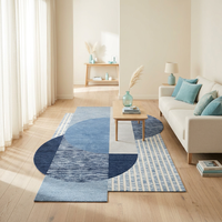 Tapis géométrique abstrait en peluche bleu et blanc |   Design Rectangulaire Moderne |   Polyester tufté à la main avec support antidérapant en coton