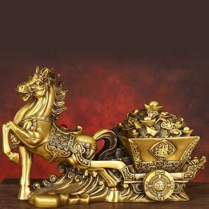 Decoración Artesanal de Caballo y Carruaje: Caballo que trae riqueza, ingotes que atraen cien riquezas, obra maestra. - Product Image 3