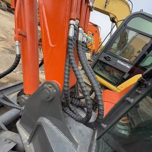 Mini-excavatrice sur chenilles hydraulique Doosan DX60 d'occasion, 6 tonnes, moteur Yanmar, pompe à engrenages 2024, conception compacte, construction urbaine - Product Image 3