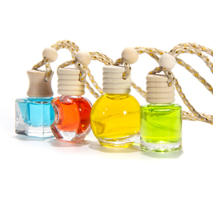 Auf Lager Auto diffusor Parfüm flasche mit Holz kappe Autoer frischer Flasche Wick Diffusor Entlüftung sclip <span class=keywords><strong>10ml</strong></span> - Product Image 1