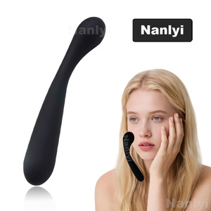 Masajeador Facial Nanlyi G-P088 Negro, Herramienta Manual de Masaje para Ojos y Rostro para Uso Doméstico - Product Image 1