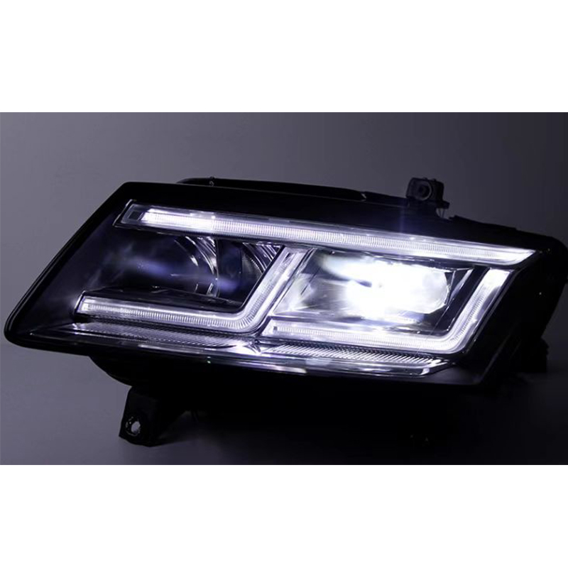 Luce anteriore a LED (stile aftermarket)